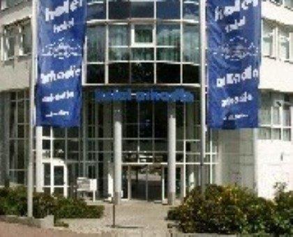 Hotel Arkadia Friedrichsdorf Exteriör bild
