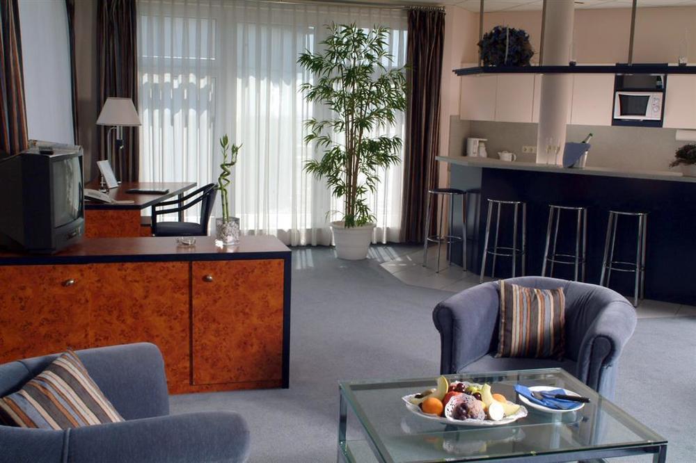 Hotel Arkadia Friedrichsdorf Rum bild
