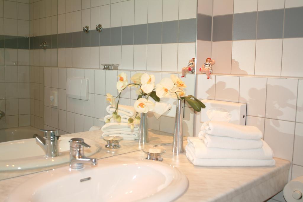 Hotel Arkadia Friedrichsdorf Rum bild