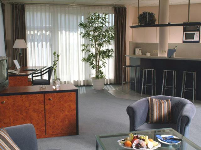 Hotel Arkadia Friedrichsdorf Exteriör bild